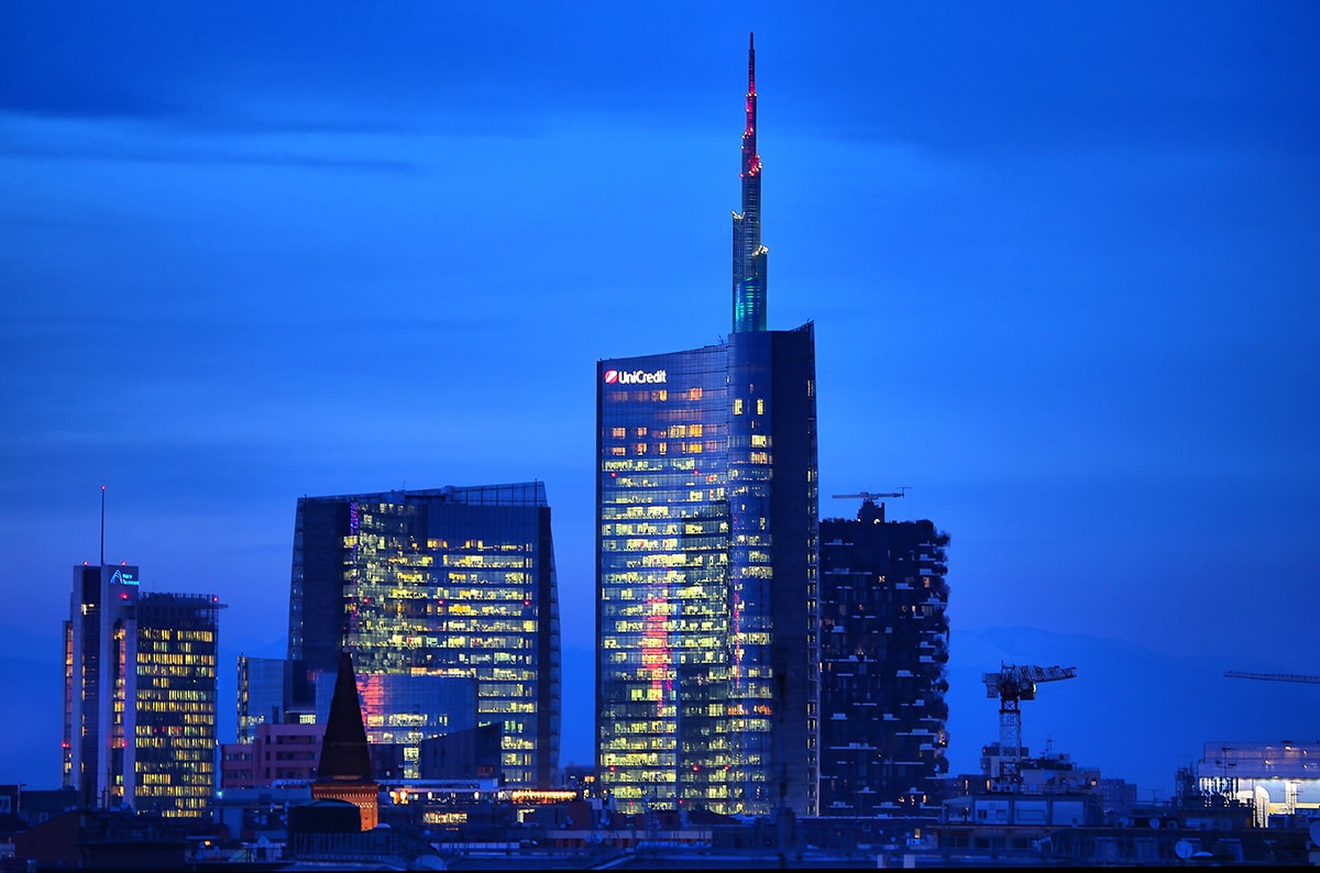 Torre Unicredit skyline